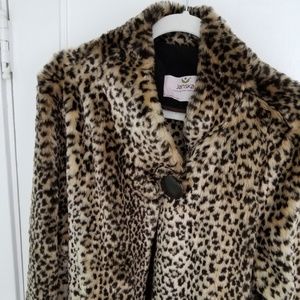 Vintage style faux fur swing coat with toggle